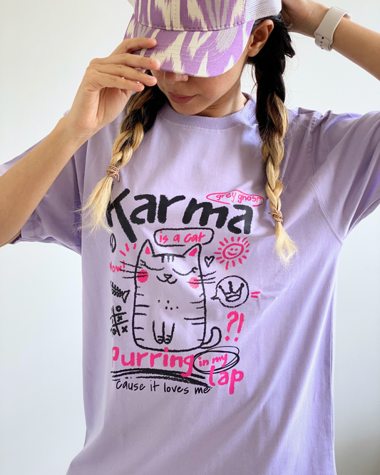 KARMA IS A CAT (Taylor Swift) | Unisex Comfort Oversized Tee