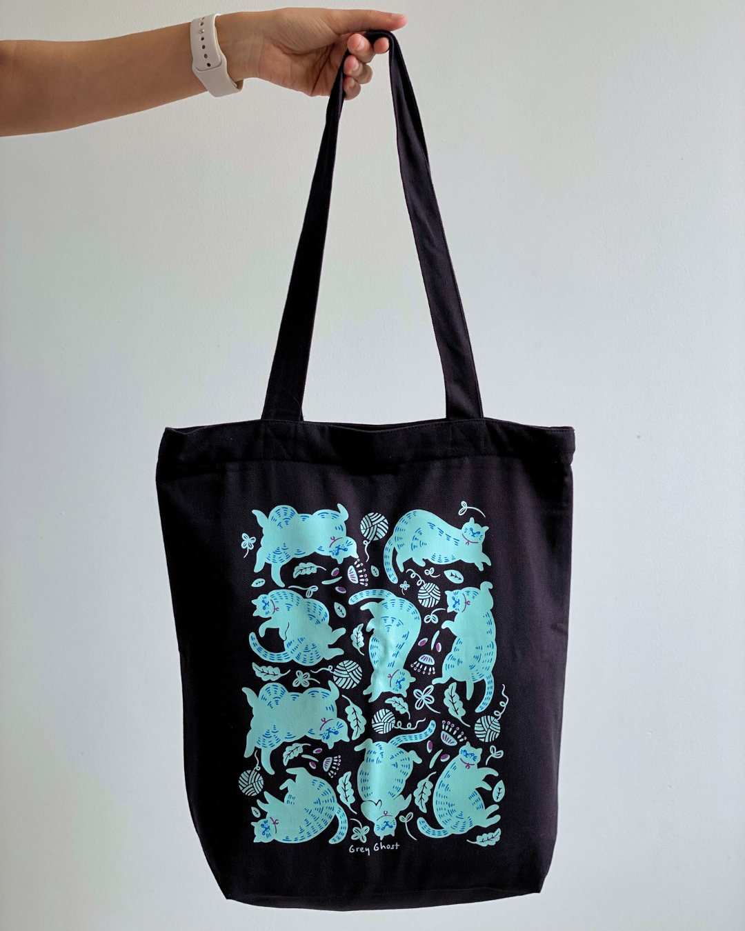 KALAMKITTY || Black Tote Bag with Zipper