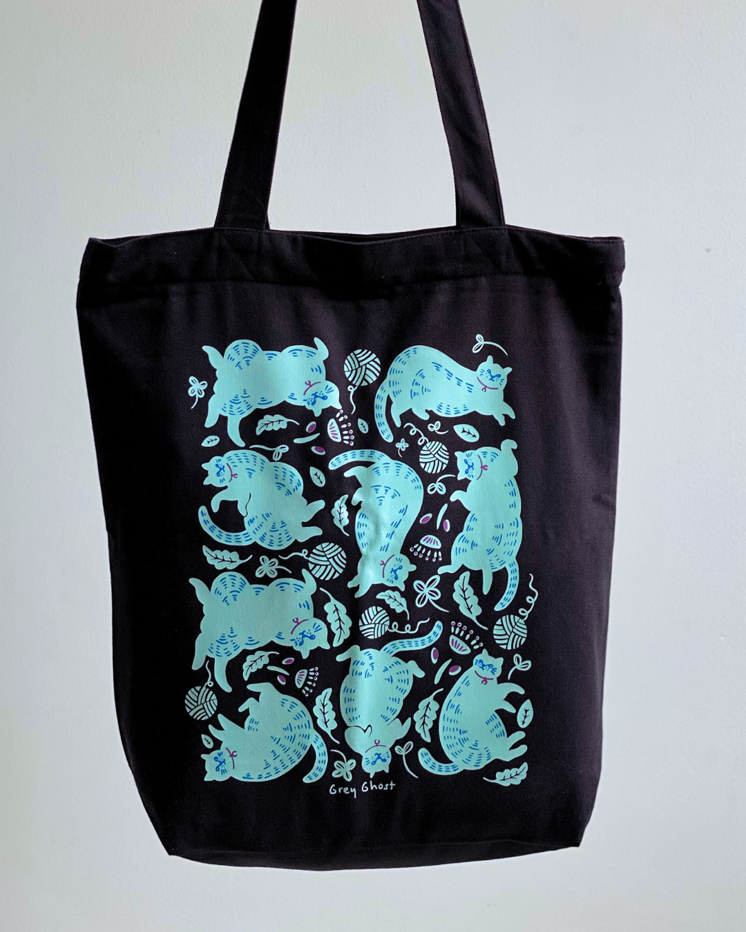 KALAMKITTY || Black Tote Bag with Zipper