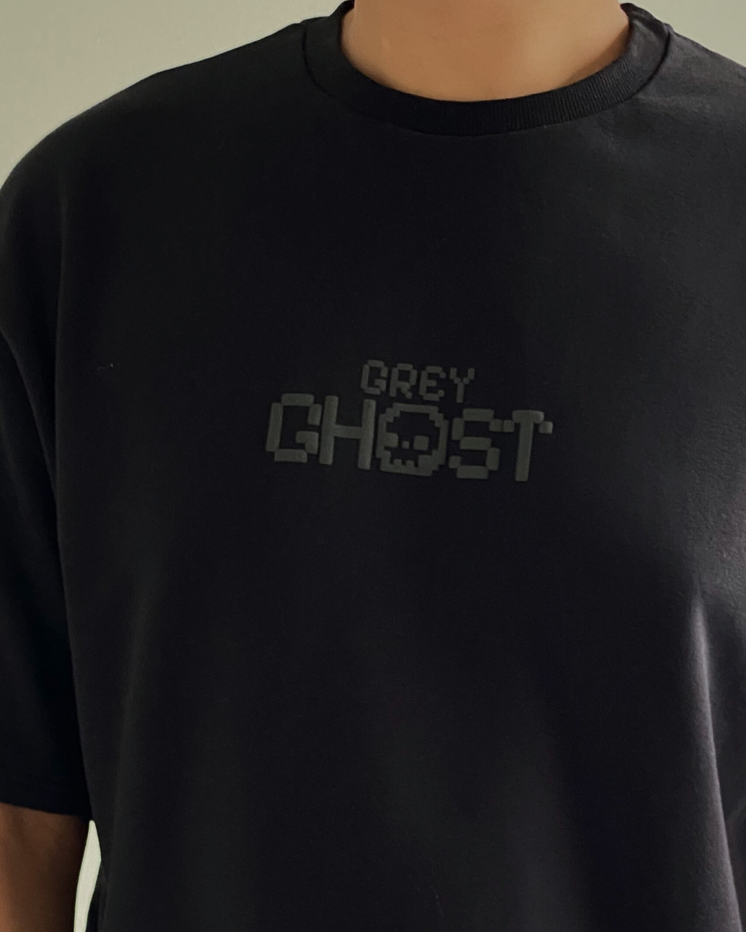 GREY GHOST | Luxe Puff Print Oversized Black Tee